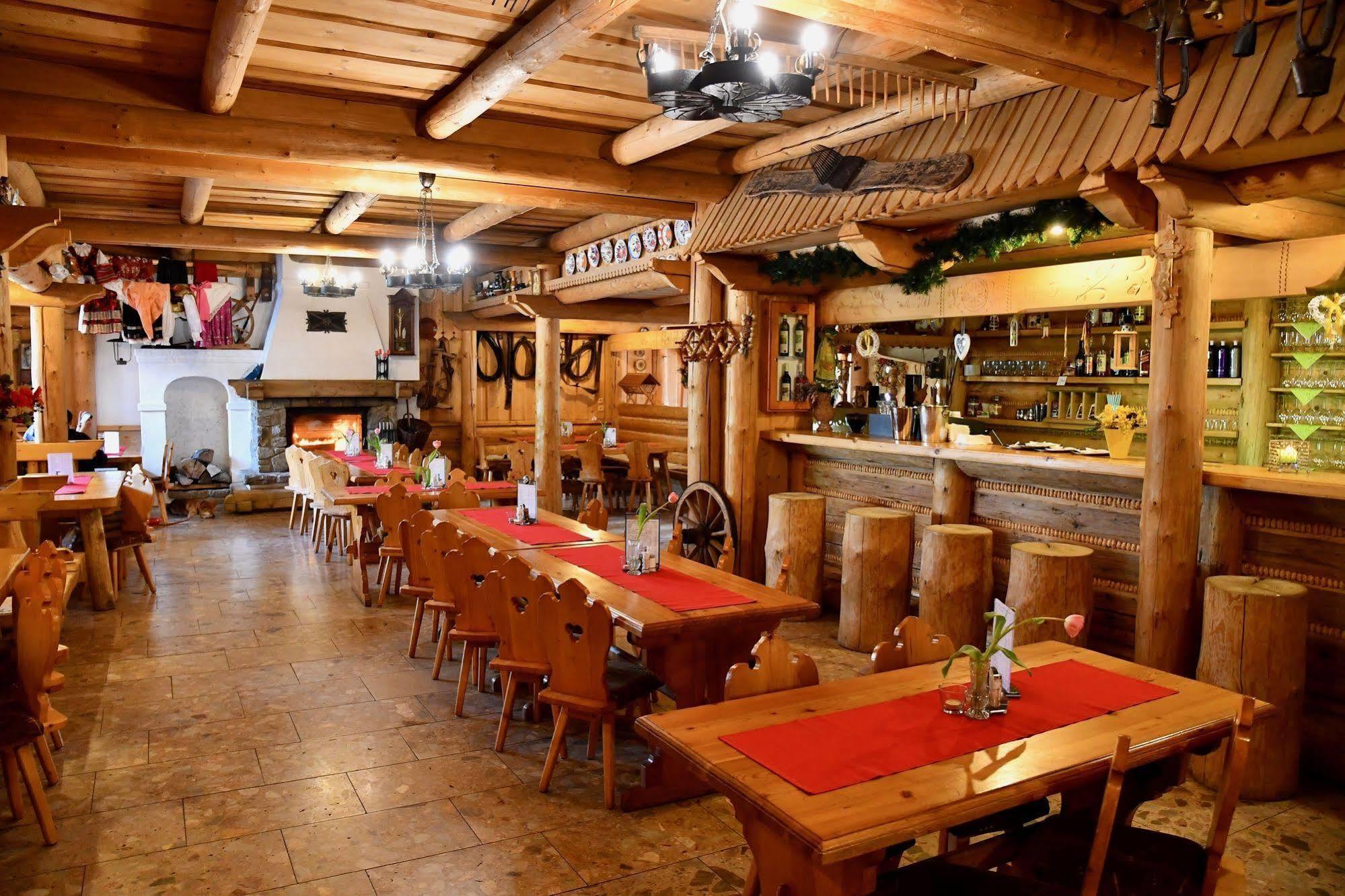 Sova Hotel&Restaurant Ždiar Buitenkant foto
